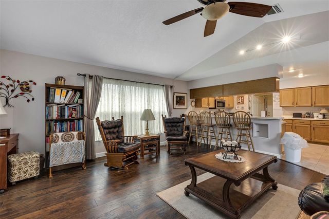 406 STERLING LAKE DR, Ocoee, FL 34761