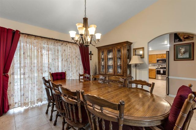 406 STERLING LAKE DR, Ocoee, FL 34761