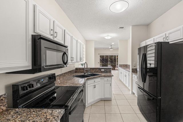 10817 Fillmore Drive, Boynton Beach, FL 33437