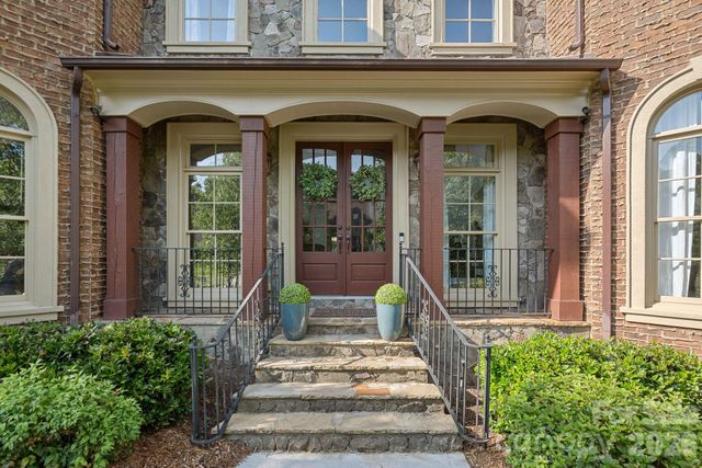 7013 Camrose Crossing Lane, Matthews, NC 28104