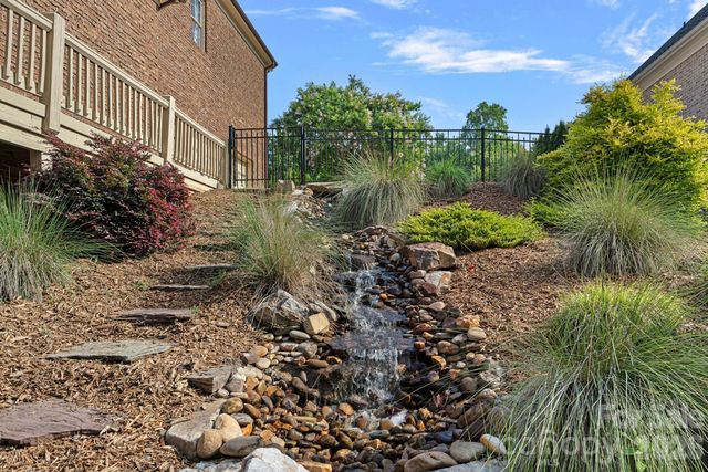 7013 Camrose Crossing Lane, Matthews, NC 28104