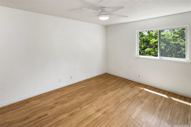 355 Aoloa Street E202, Kailua, HI 96734
