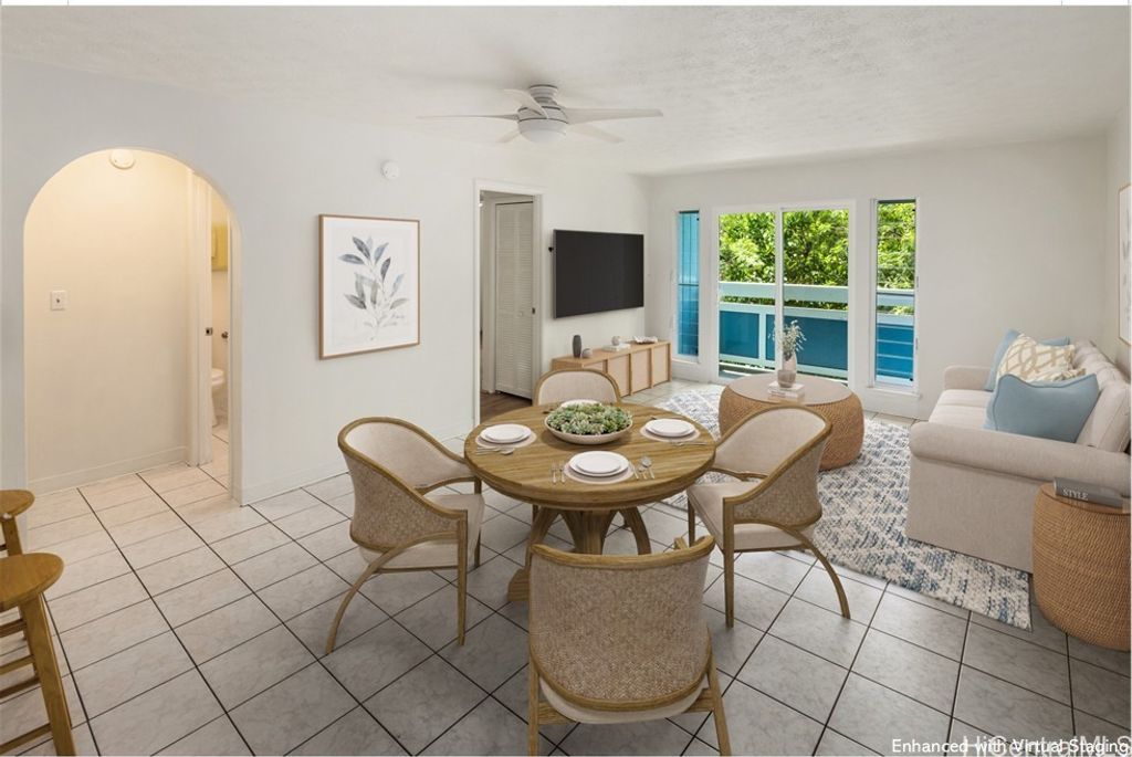 355 Aoloa Street E202, Kailua, HI 96734