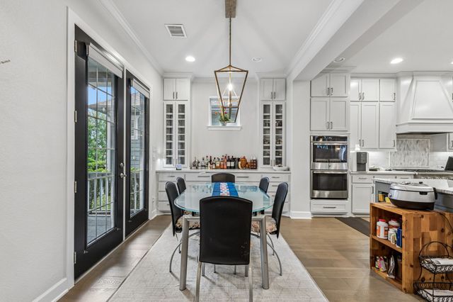 1017 Gardenia Street, Carrollton, TX 75007