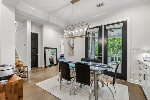 1017 Gardenia Street, Carrollton, TX 75007