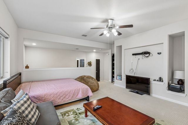 1017 Gardenia Street, Carrollton, TX 75007