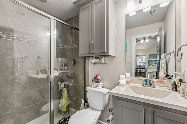 1017 Gardenia Street, Carrollton, TX 75007