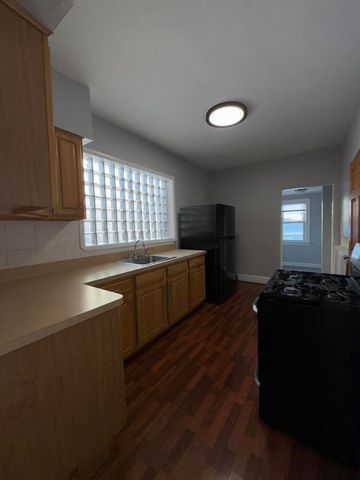 1820 Davis Avenue, Whiting, IN 46394