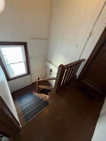 1820 Davis Avenue, Whiting, IN 46394