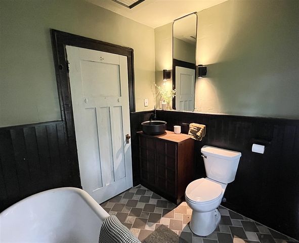 2686 Vicksburg Street, Detroit, MI 48206