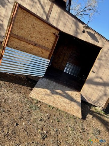 211 Rabbit Hollow Lane, Georgetown, TX 78626