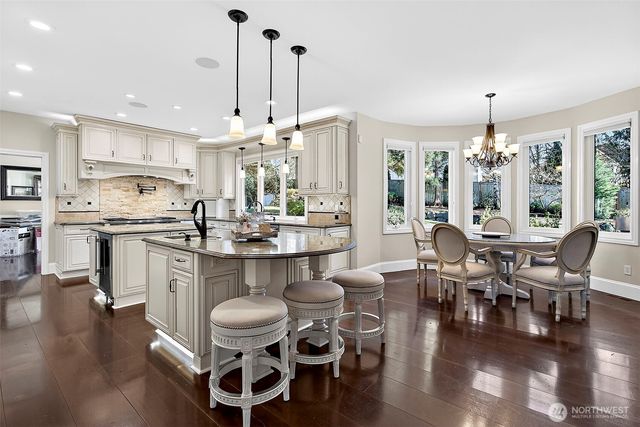 34529 5th Place SW, Federal Way, WA 98023