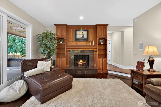 34529 5th Place SW, Federal Way, WA 98023