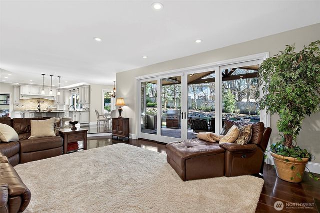 34529 5th Place SW, Federal Way, WA 98023