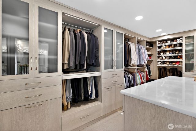 34529 5th Place SW, Federal Way, WA 98023