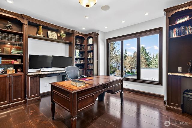 34529 5th Place SW, Federal Way, WA 98023