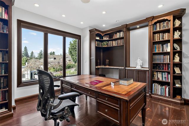 34529 5th Place SW, Federal Way, WA 98023