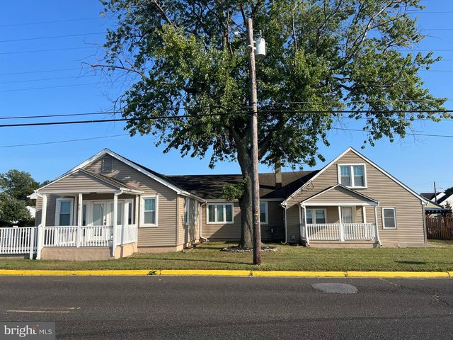 62 RIVIERA DR, Pennsville, NJ 08070