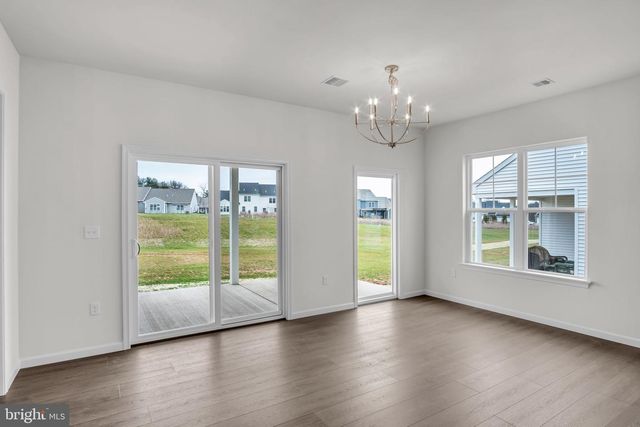 862 SHADOWBROOKE DR, Dover, PA 17315