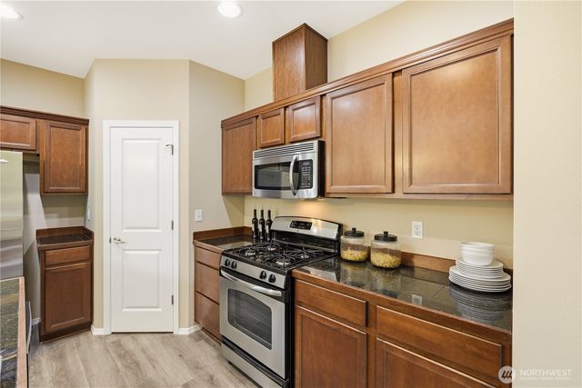 17927 SE 27th Avenue, Bothell, WA 98012