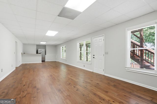 355 Chelsey Court, Alpharetta, GA 30004