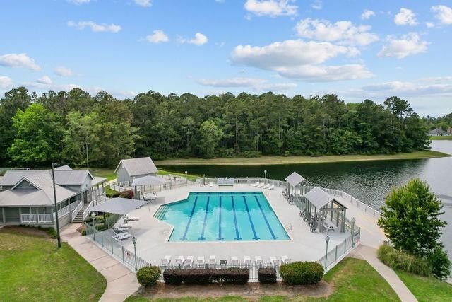 211 Millers Trace Drive, St. Marys, GA 31558