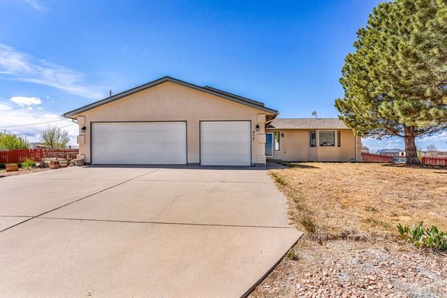 927 N Purcell Blvd, Pueblo West, CO 81007