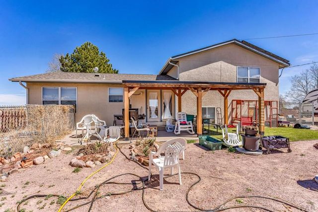 927 N Purcell Blvd, Pueblo West, CO 81007