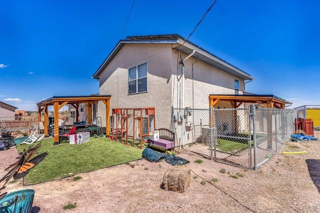927 N Purcell Blvd, Pueblo West, CO 81007