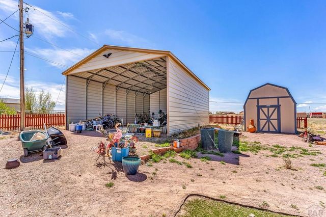 927 N Purcell Blvd, Pueblo West, CO 81007