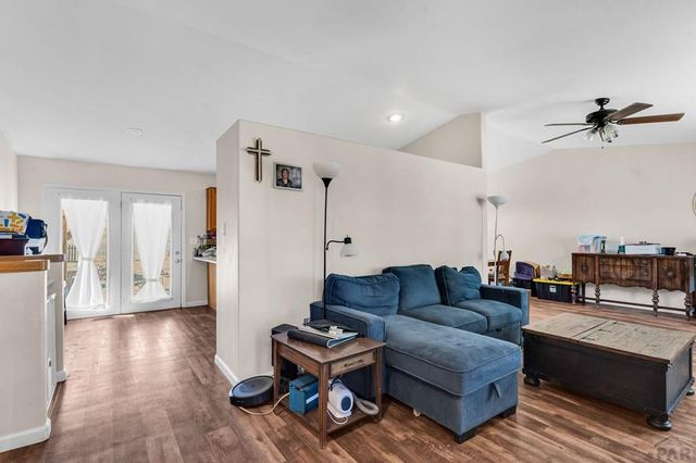 927 N Purcell Blvd, Pueblo West, CO 81007