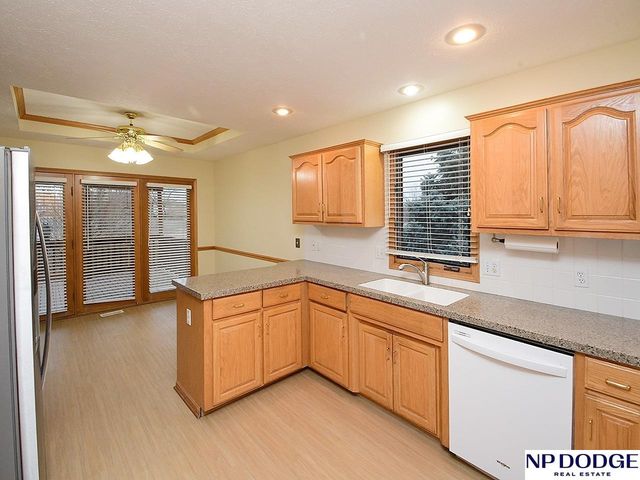 15605 Edna Circle, Omaha, NE 68136