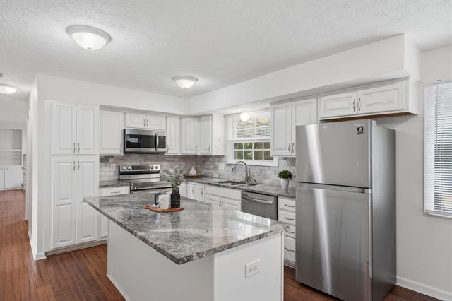 6983 Nocturne Road N, Reynoldsburg, OH 43068