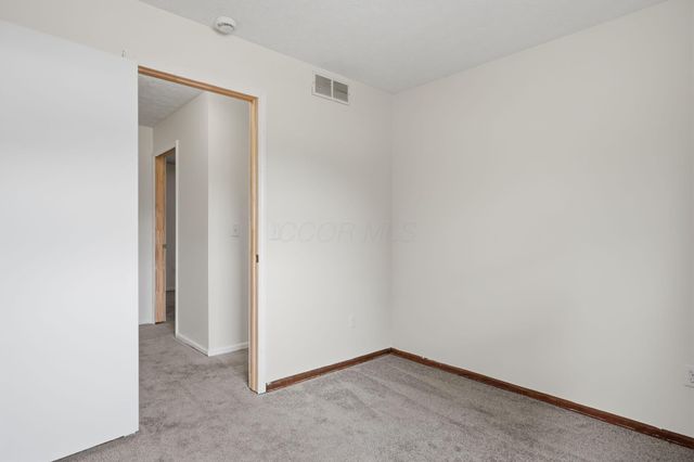 6983 Nocturne Road N, Reynoldsburg, OH 43068