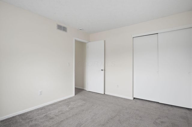 6983 Nocturne Road N, Reynoldsburg, OH 43068
