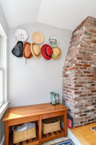 42 Jackson Rd, Wellesley, MA 02481