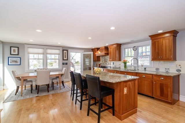 42 Jackson Rd, Wellesley, MA 02481