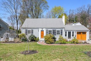 42 Jackson Rd, Wellesley, MA 02481