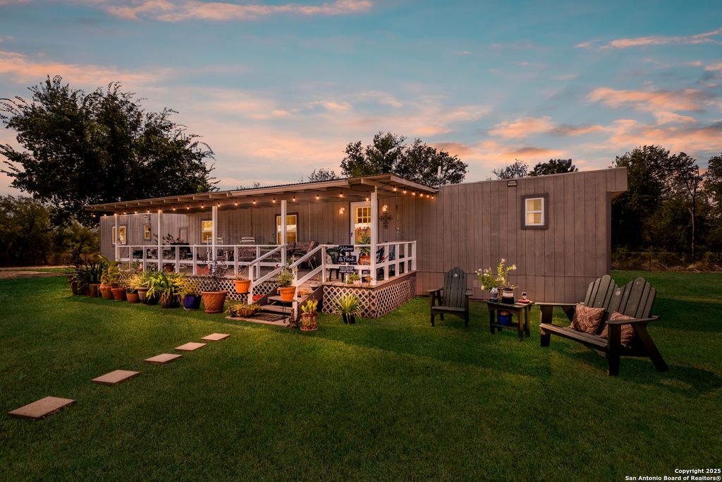 3775 FM 471 N, Castroville, TX 78009