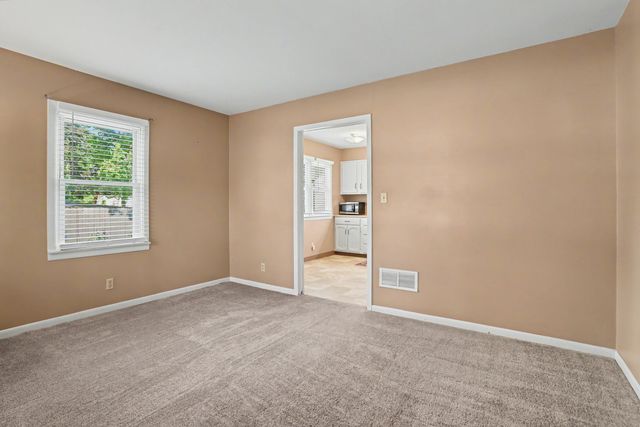 4612 26TH Avenue, Moline, IL 61265