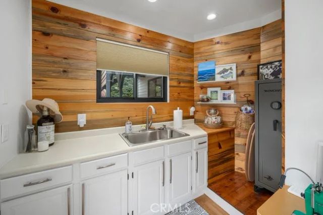 1648 Richard, Cambria, CA 93428