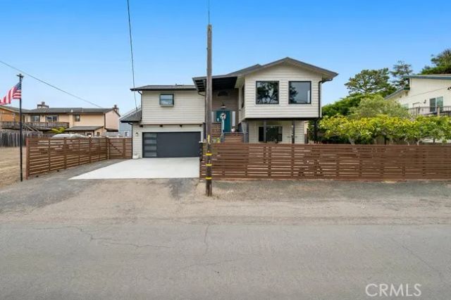1648 Richard, Cambria, CA 93428