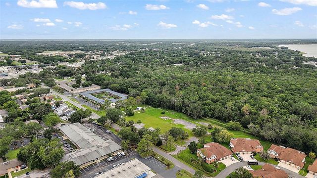 W OAK TERRACE DRIVE, Leesburg, FL 34748