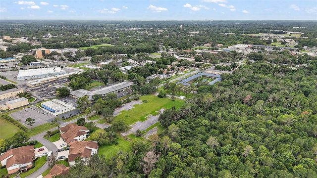 W OAK TERRACE DRIVE, Leesburg, FL 34748