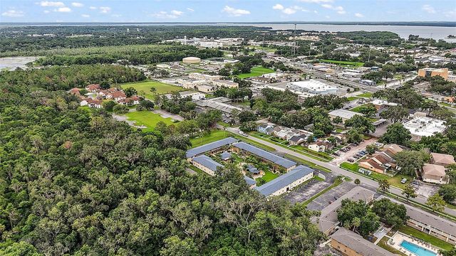 W OAK TERRACE DRIVE, Leesburg, FL 34748