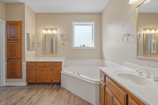 45 Tiburon Way, Hot Springs Village, AR 71909