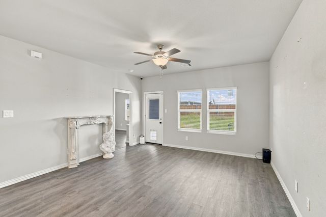 4010 Murvaul Drive, Farmersville, TX 75442