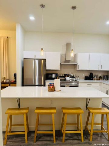 1031 S Gevers, San Antonio, TX 78210