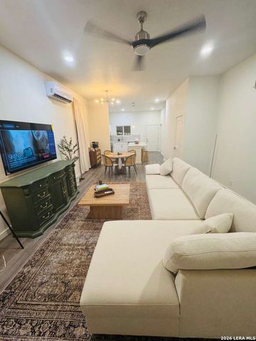1031 S Gevers, San Antonio, TX 78210