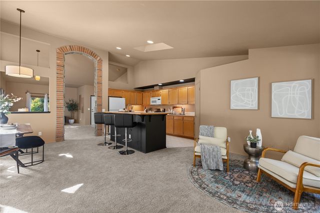 14212 SE 188th Way, Renton, WA 98058